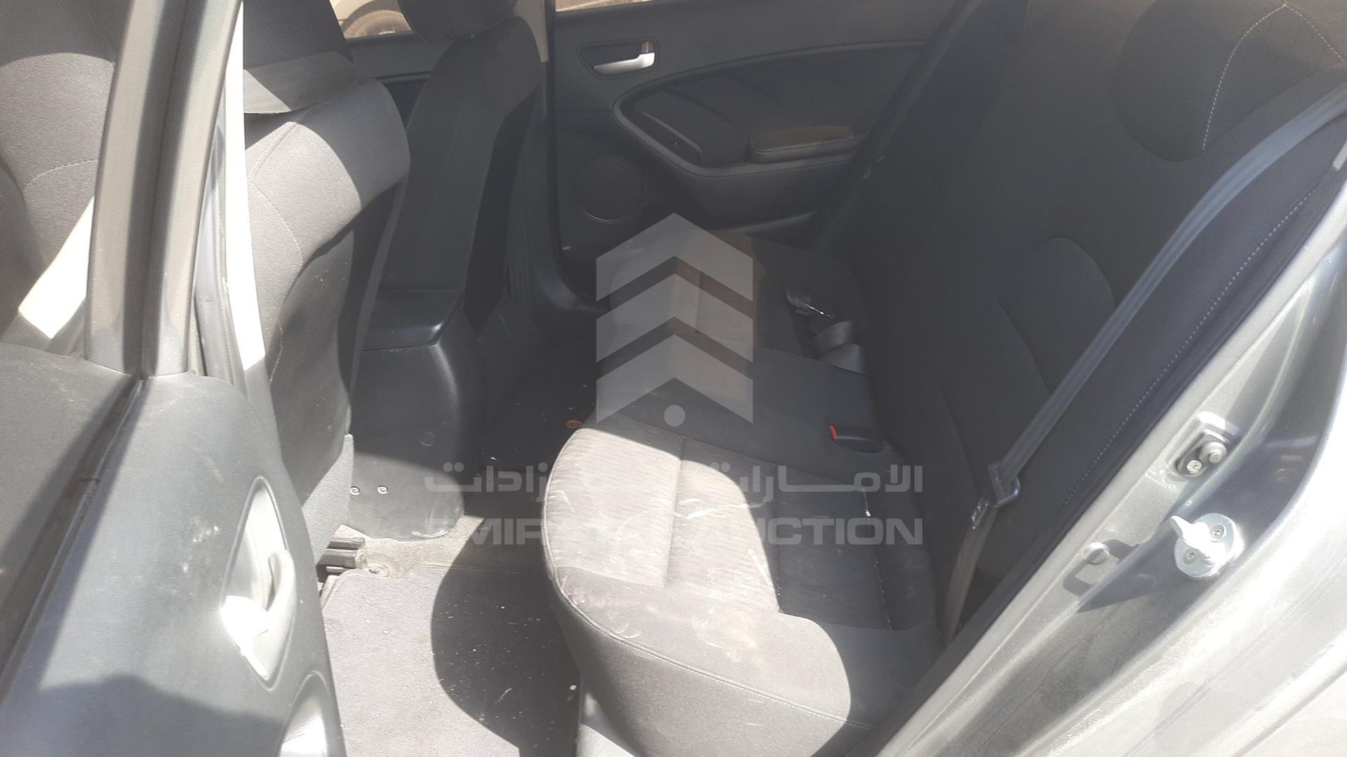 2016 KIA CERATO VIN: KNAFK4170G5553894