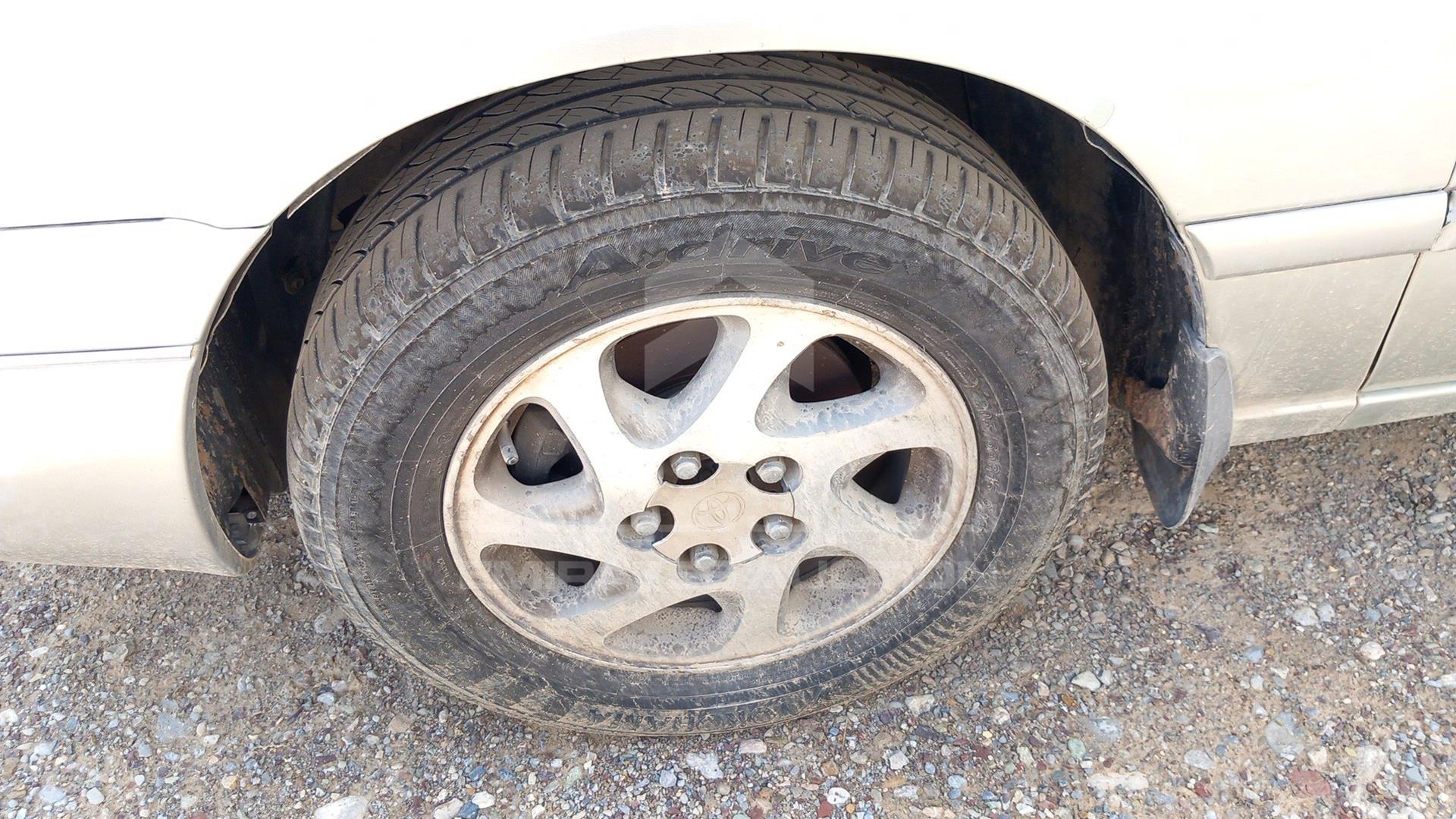 2000 TOYOTA CAMRY VIN: 4T1BF22K4YU110101