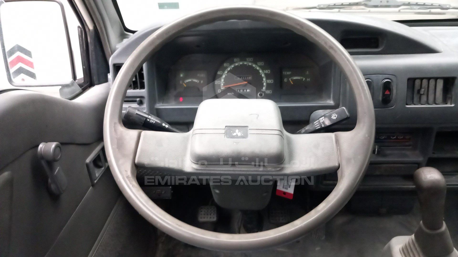 2014 MITSUBISHI L 300 VIN: JMYHNP13WEA701035