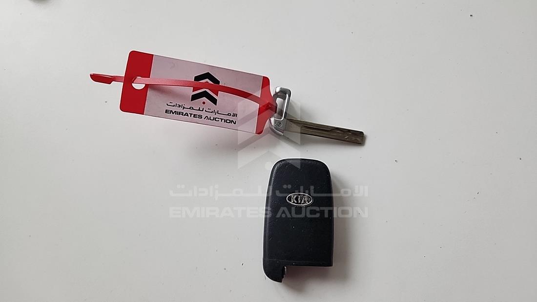 2013 Kia Optima — Keys — Photo 6