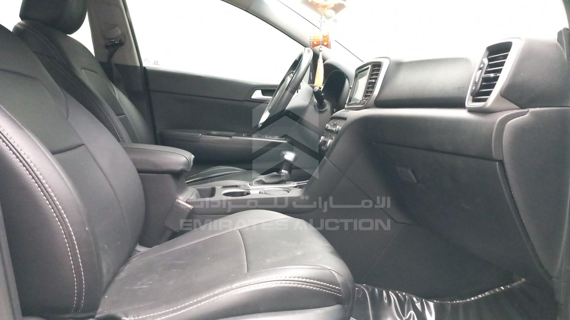 2020 KIA SPORTAGE VIN: U5YPH81A8LL845505