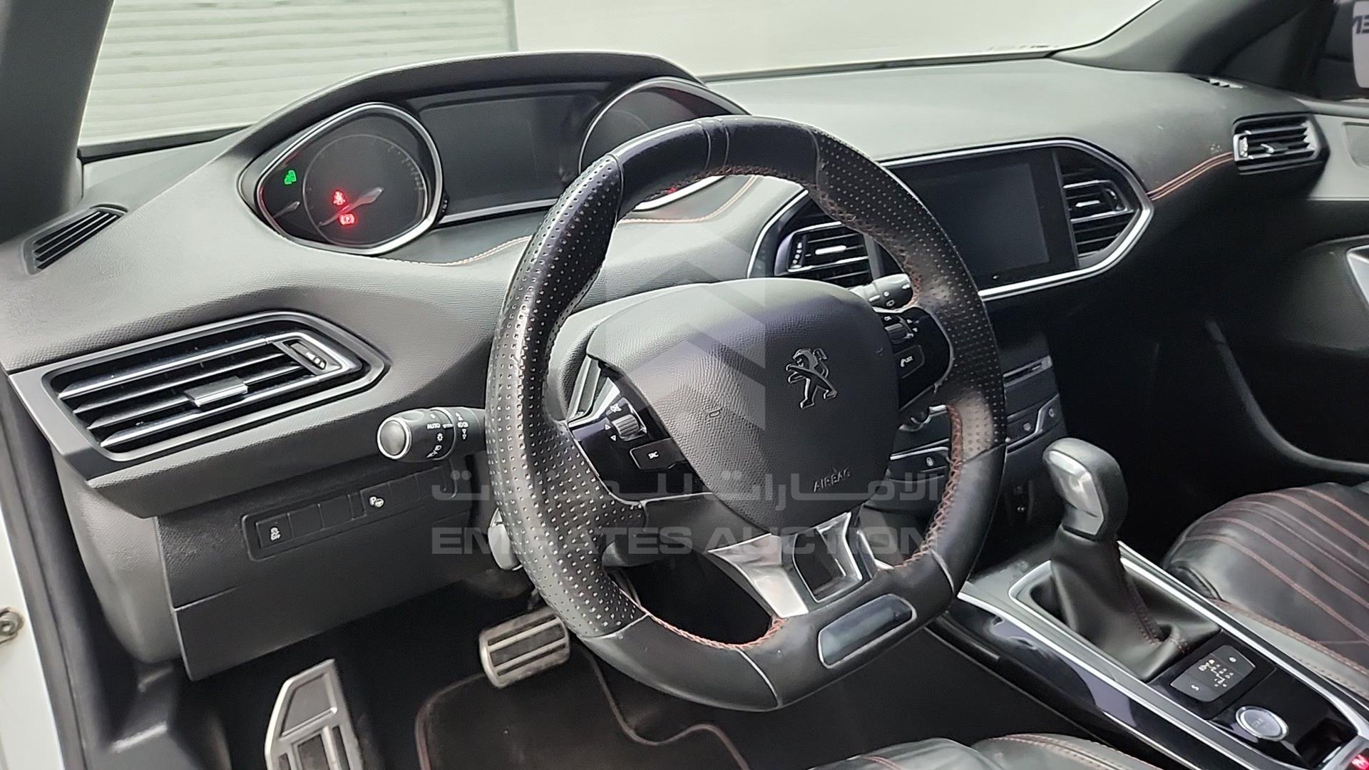 2016 PEUGEOT 308 VIN: VF3L35GY0GS001196