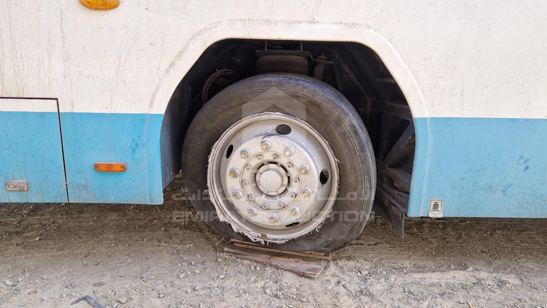 2017 FOTON BUS VIN: LVCB4LED4HG052176