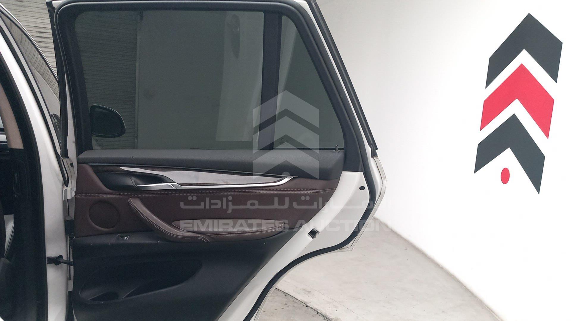 2016 BMW X5 VIN: 5UXKR2C58G0U17022