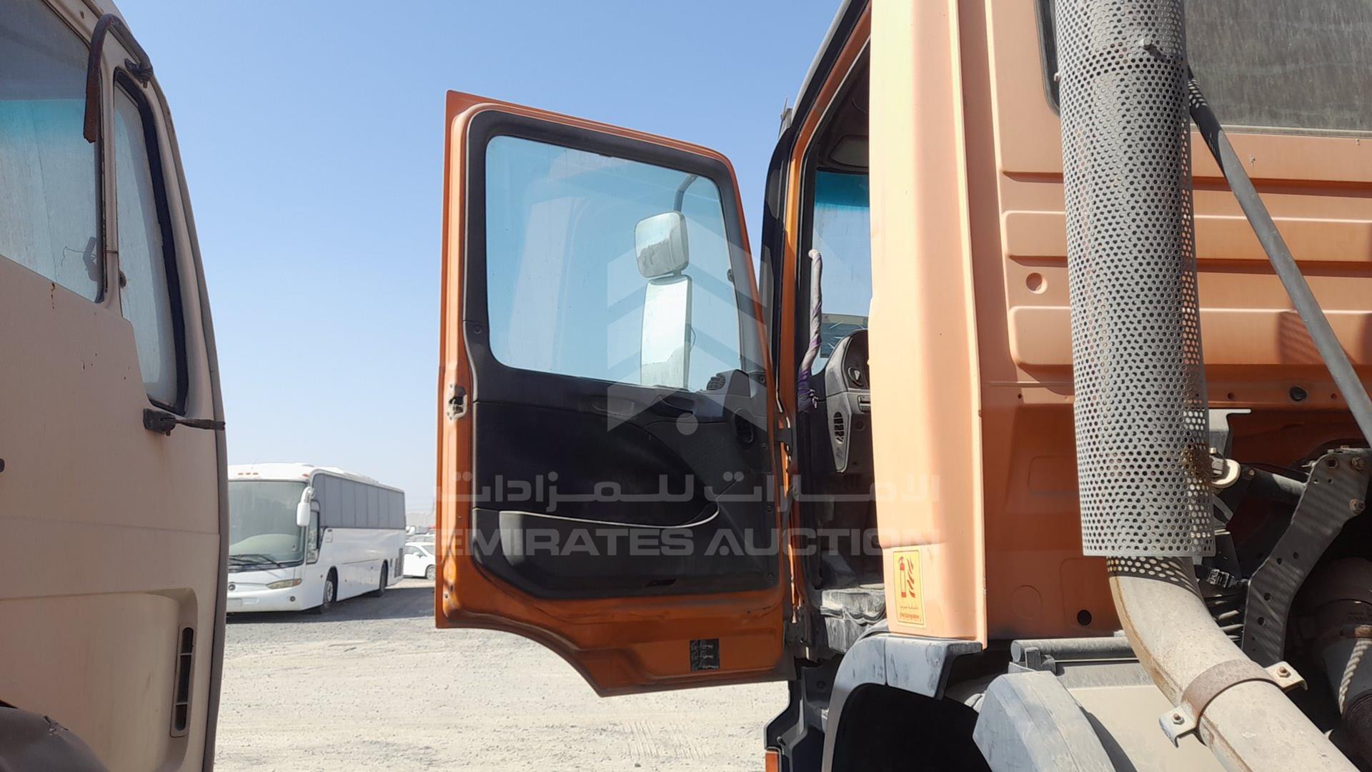 2007 MERCEDES 4031 VIN: WDAKHCAA07L184538