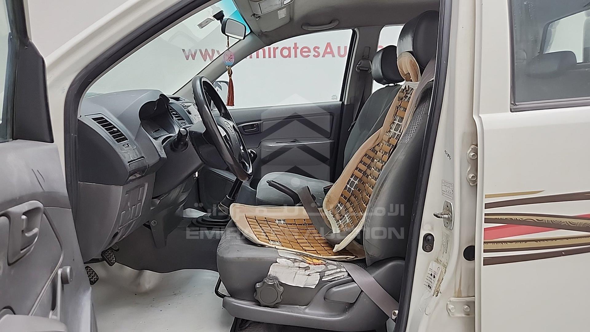 2015 TOYOTA HILUX VIN: MR0EX12G9F2356429