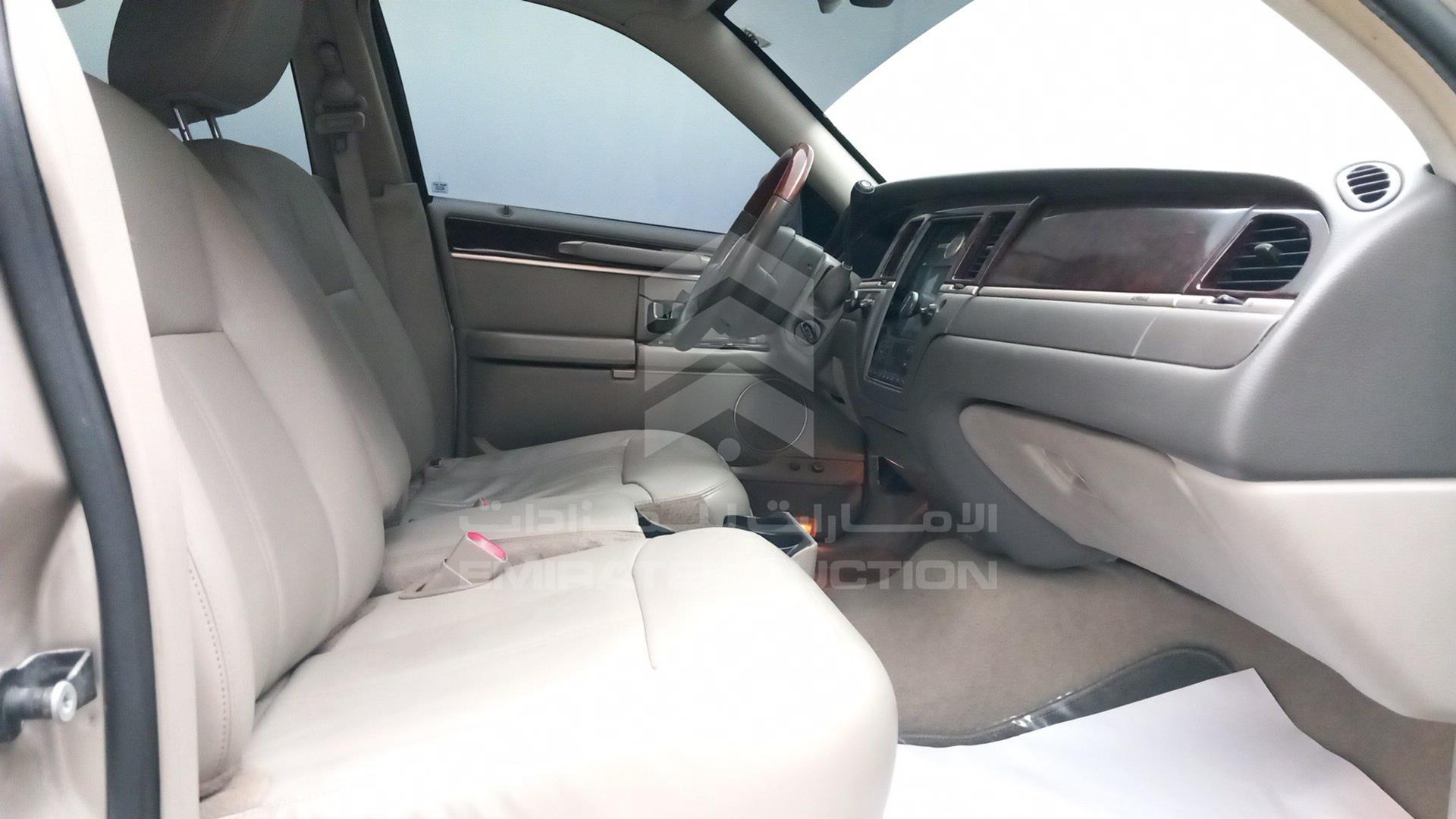 2011 LINCOLN TOWN CAR VIN: 2LNBL8CV5BX763394