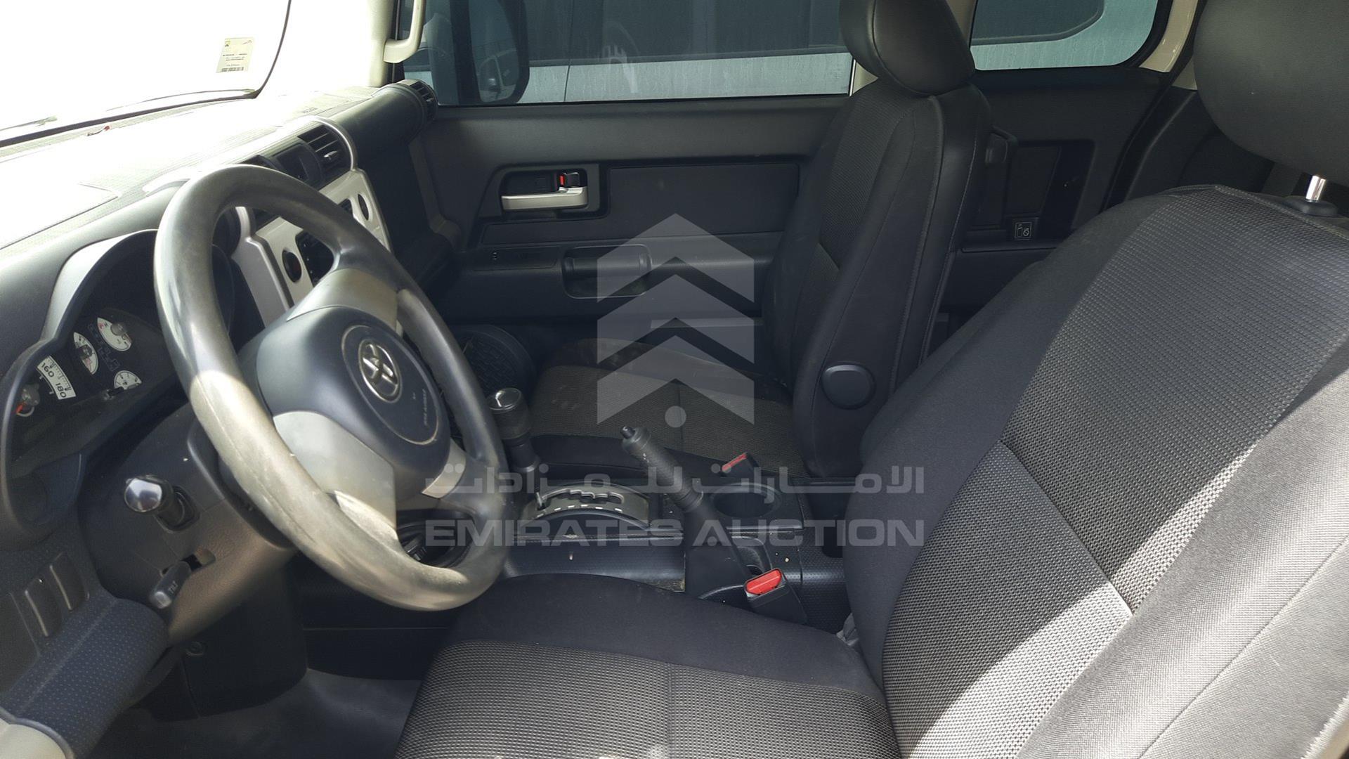 2013 TOYOTA FJ CRUISER VIN: JTEBU11FXDK171639