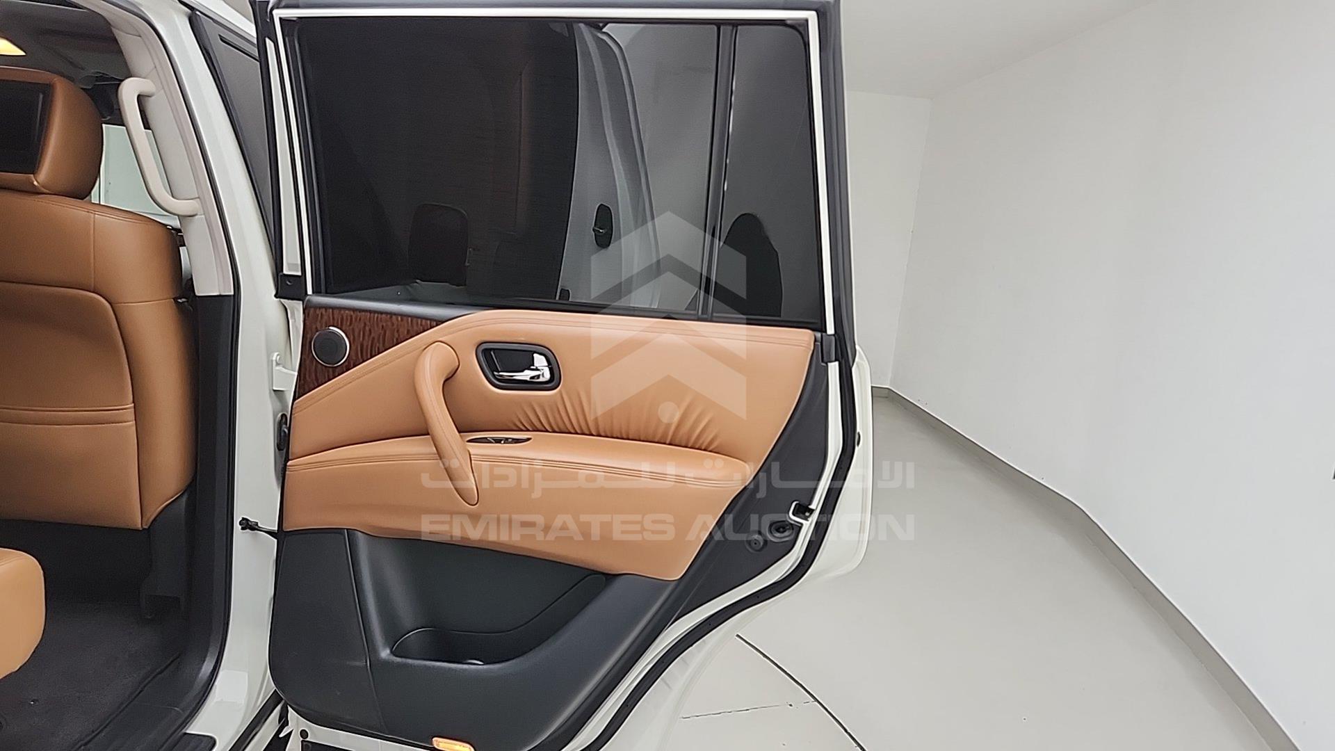 2017 NISSAN PATROL VIN: JN8AY2NY8H9304986