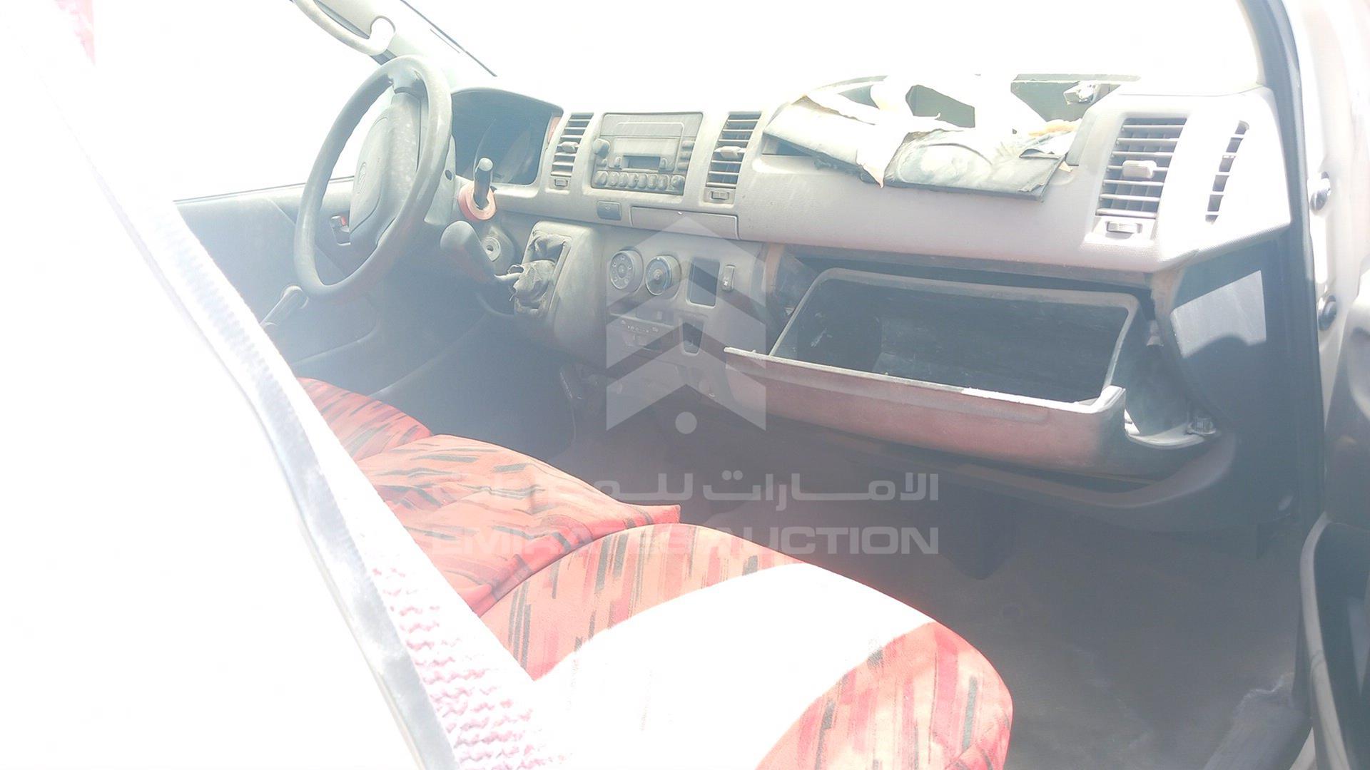 2009 TOYOTA HIACE VIN: JTGJX02P895013317