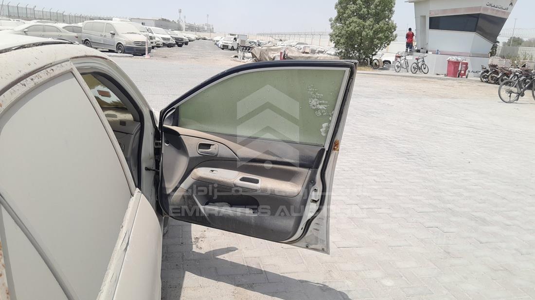 2007 Mitsubishi Lancer — Front Right Door — Photo 24
