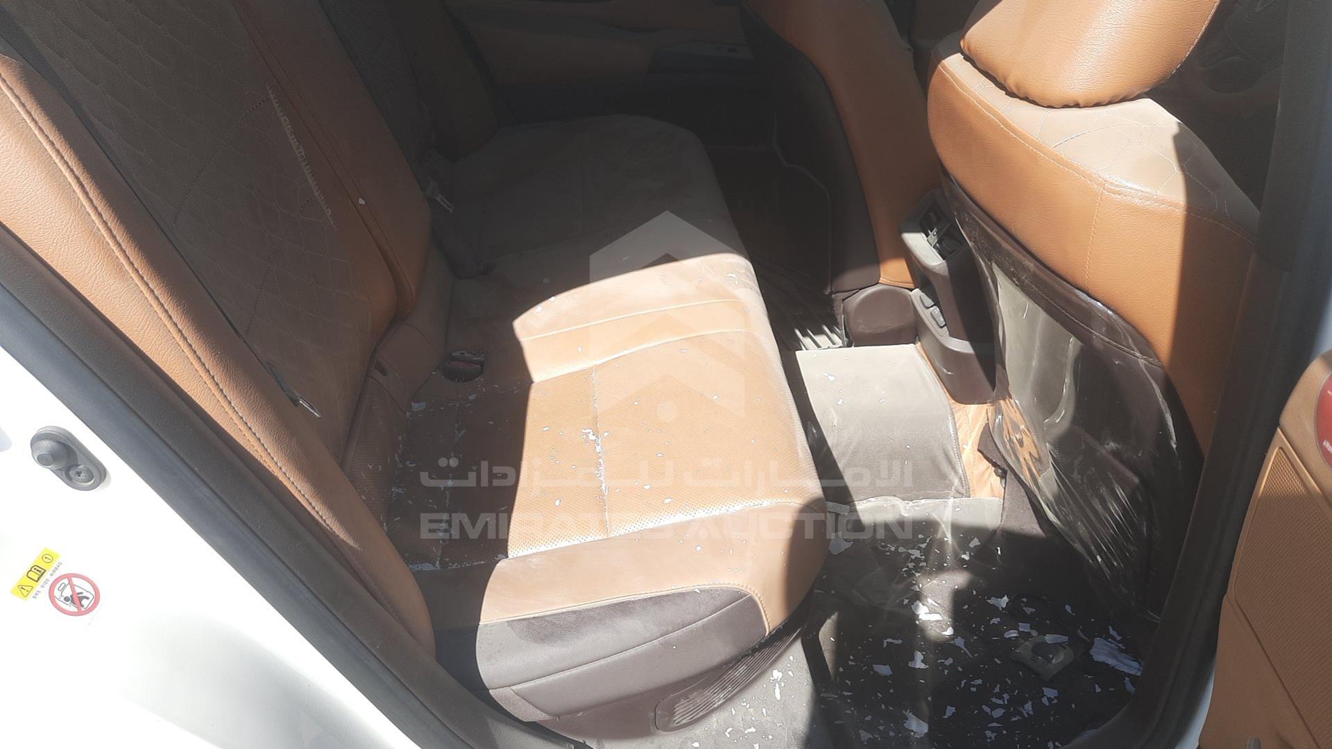2019 LEXUS ES 300H VIN: JTHB21B16K2009631
