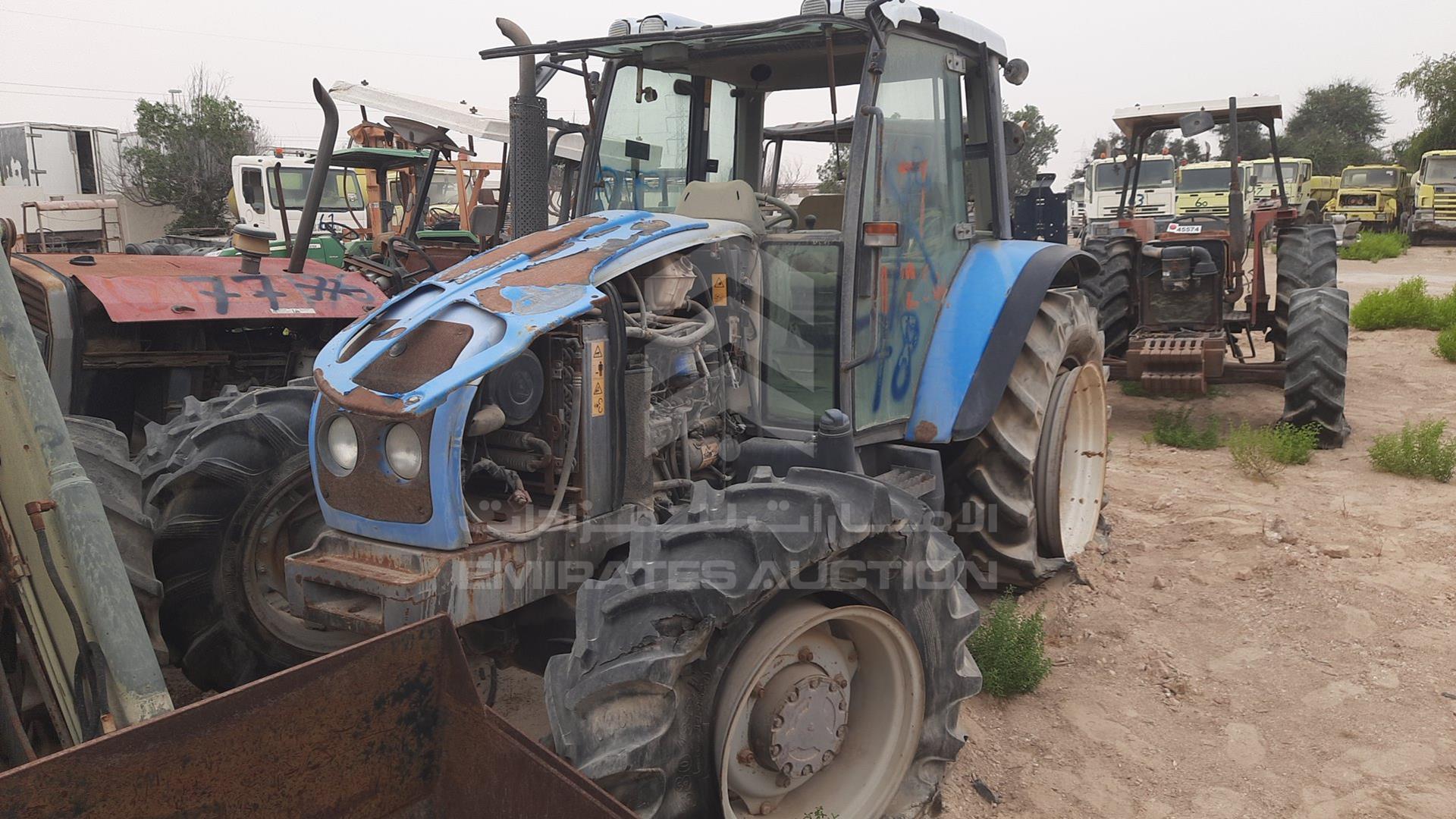 2002 TRACTOR --- VIN: MFDLM46029