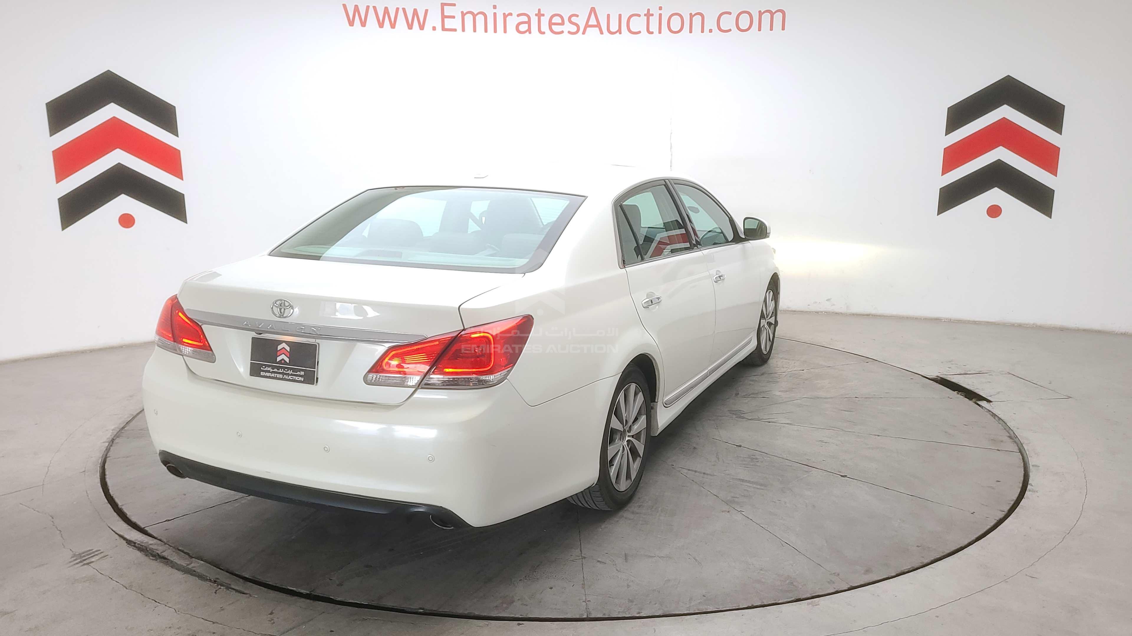 4T1BK36B2BU405586 - 2011 Toyota Avalon - #489716