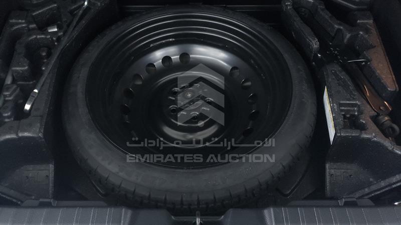 JTND4RBE5L3075505 Auction: EmiratesAuction Lot: 423206 JTND4RBE5L3075505 Toyota Corolla 2020 BLACK Photo 25