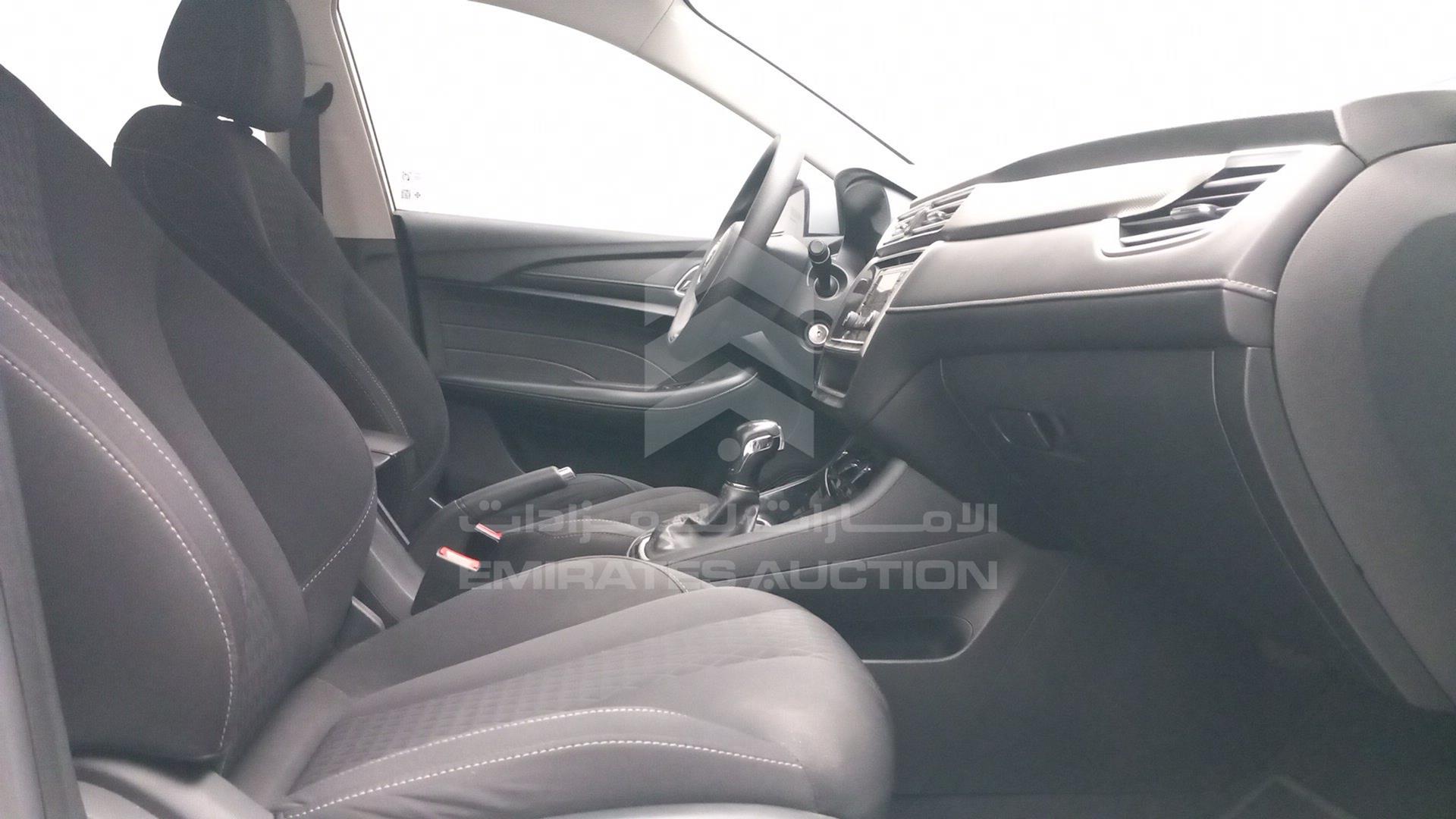 2022 MG MG 5 VIN: LSJA36E34NZ037507