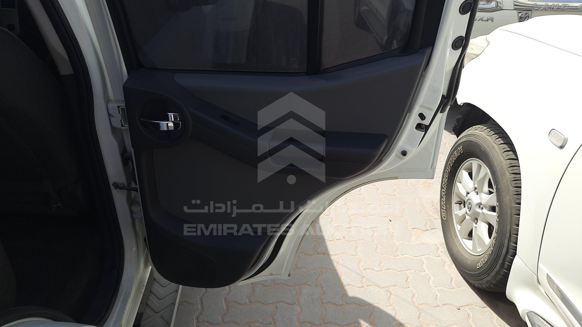2014 NISSAN XTERRA VIN: 5N1AN0N60EN813427
