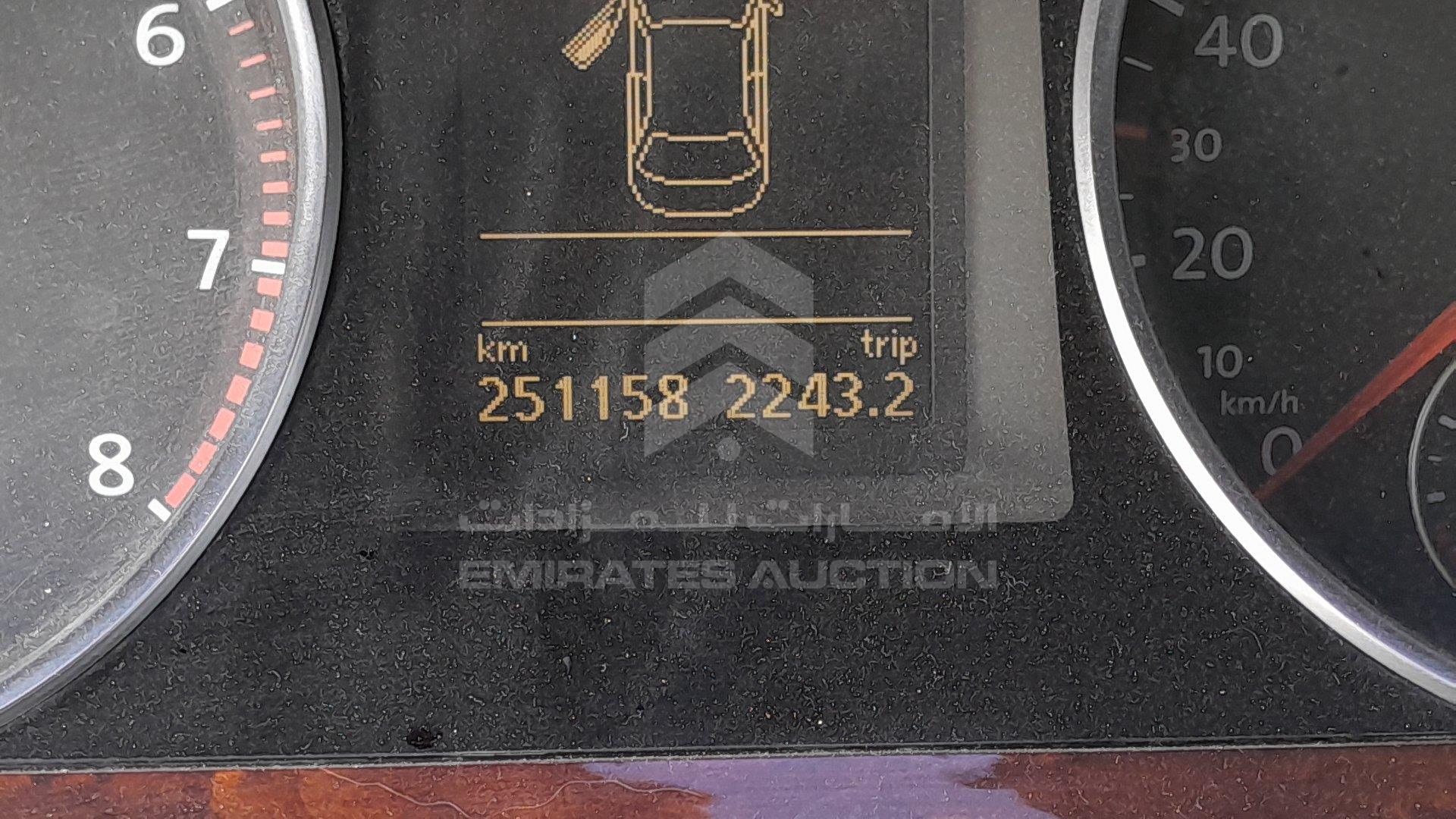 WVWAC23CXBE700272 - 2011 Volkswagen CC - #490230