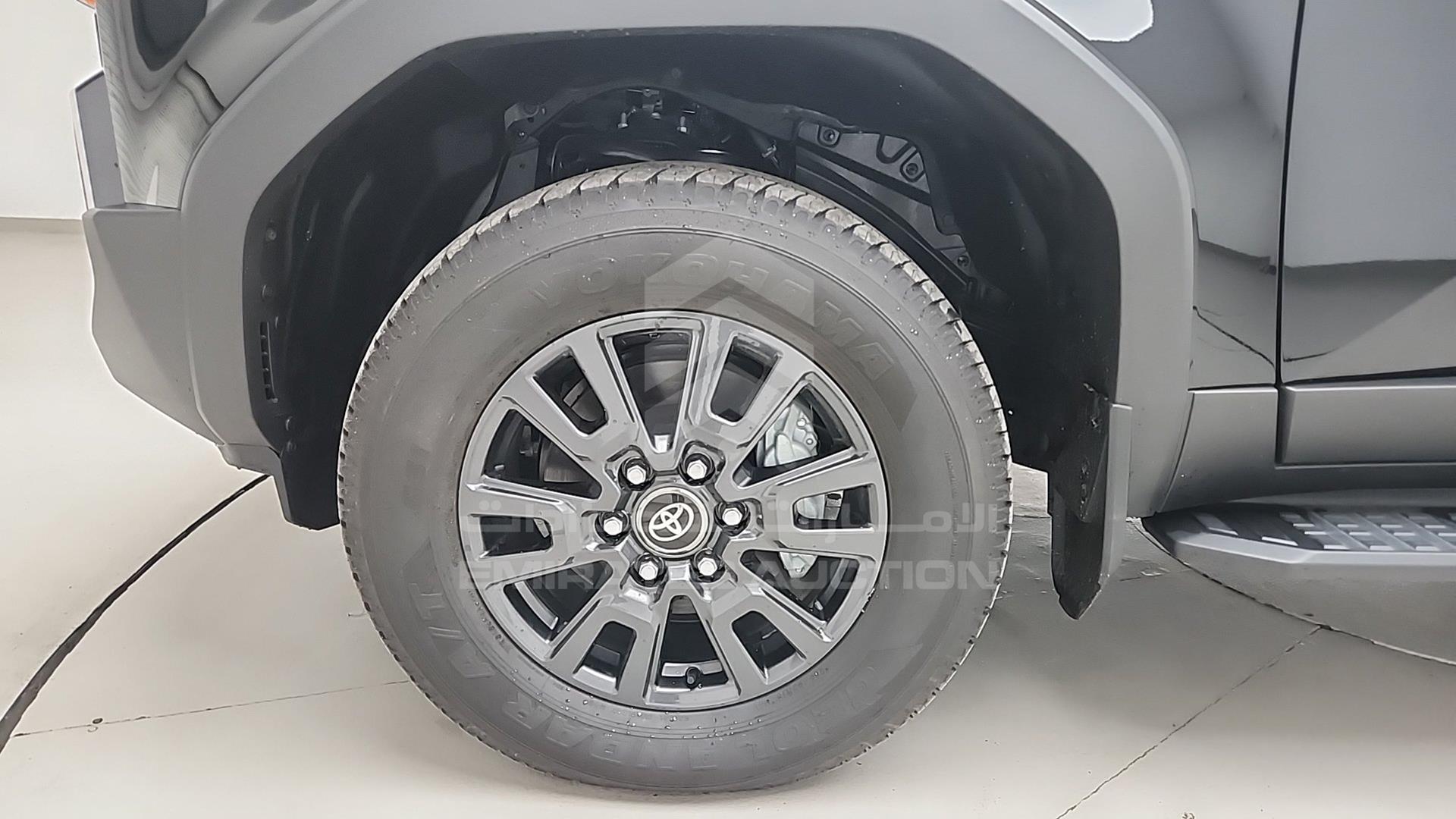 2024 TOYOTA PRADO VIN: JTEAACAJ4RK005516