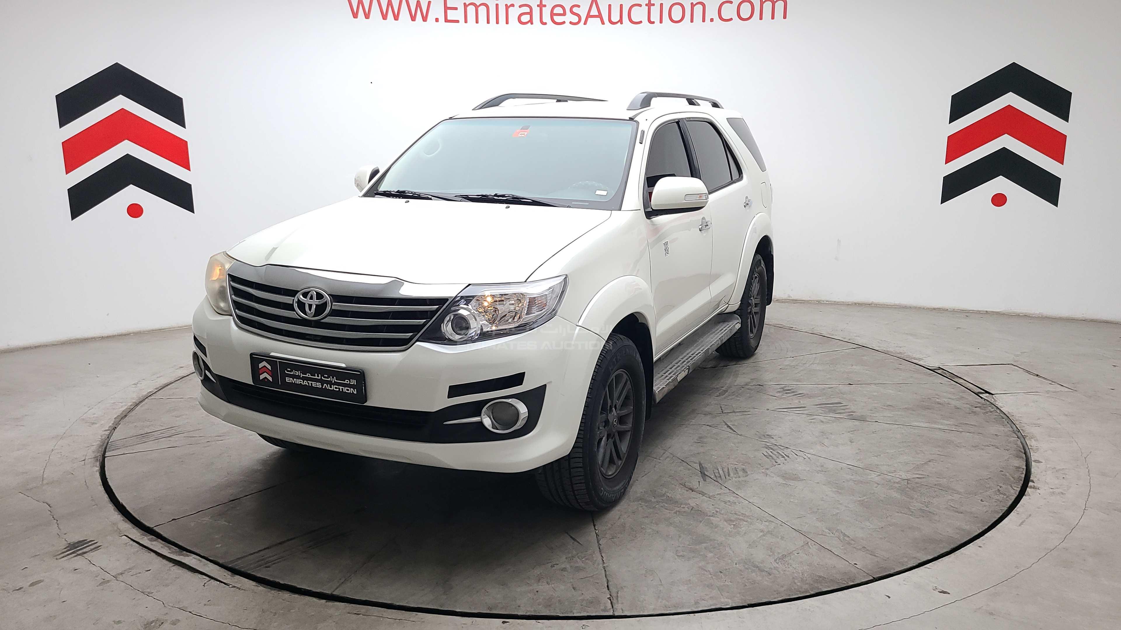 MHFYU59G9F7040120 - 2015 Toyota Fortuner - #460919