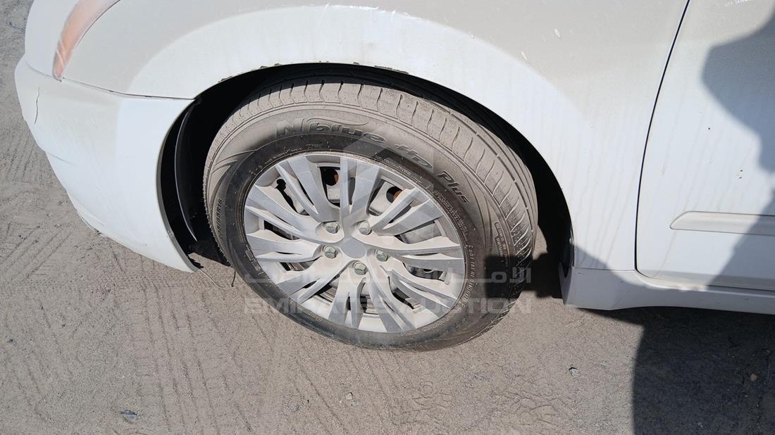 نيسان التيما 2011 — الإطار الأمامي الأيسر — صورة 33