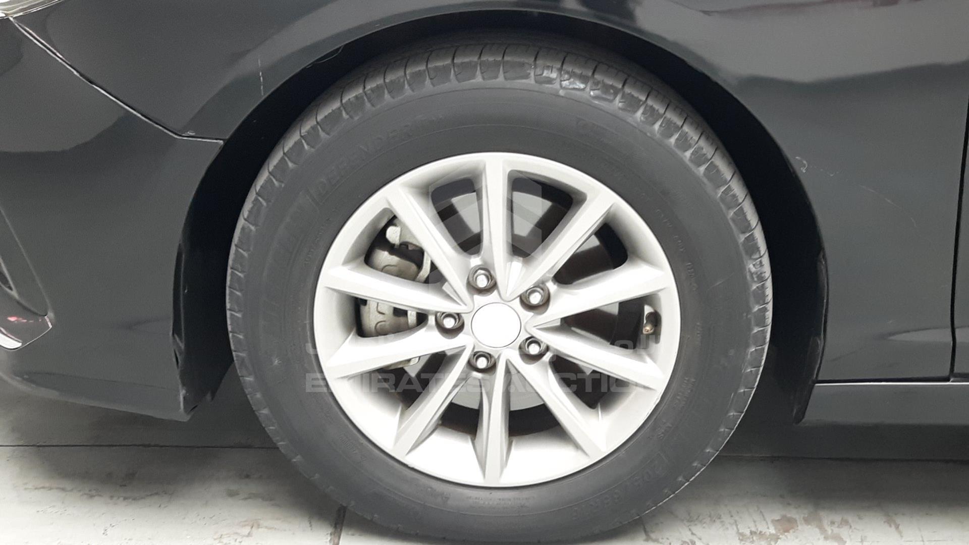 2018 HYUNDAI SONATA VIN: 5NPE24AF0JH627652