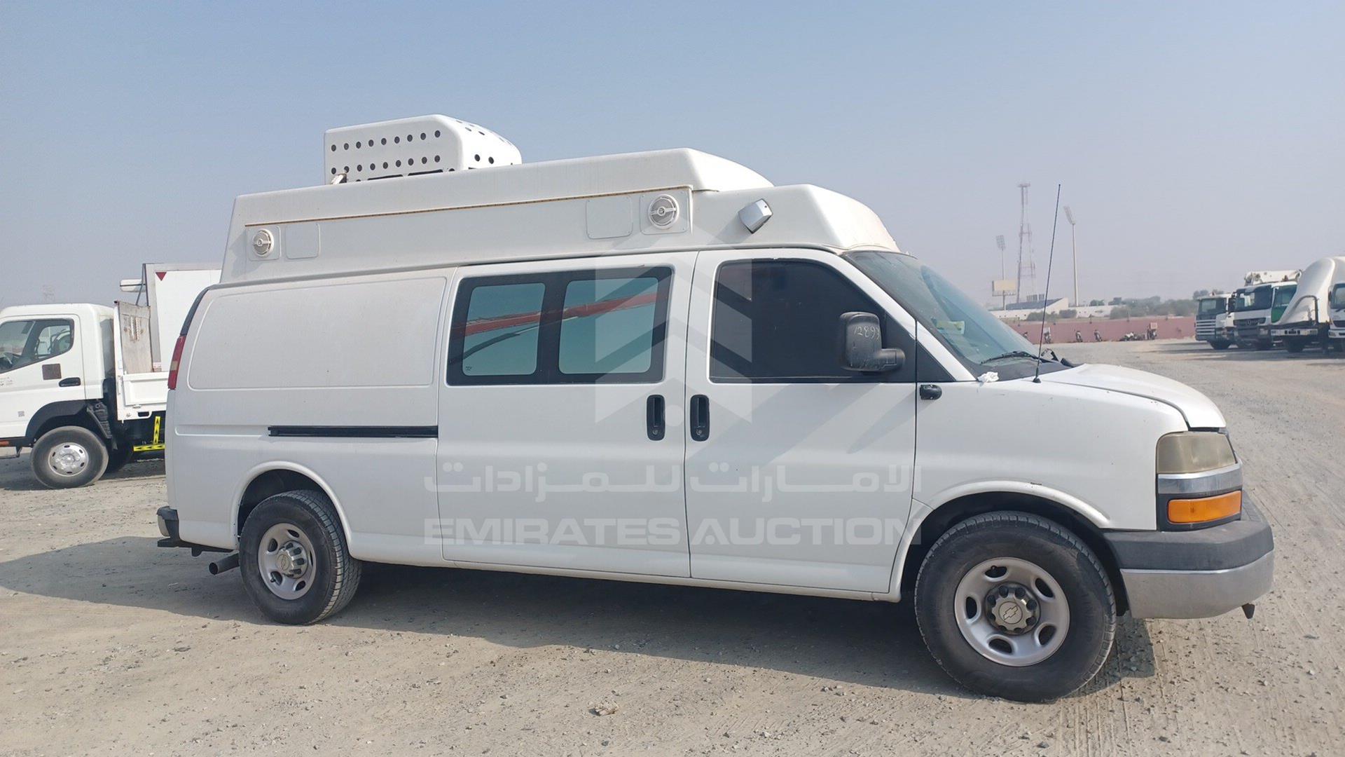2008 CHEVROLET EXPRESS VIN: 1GCHG39K281114642