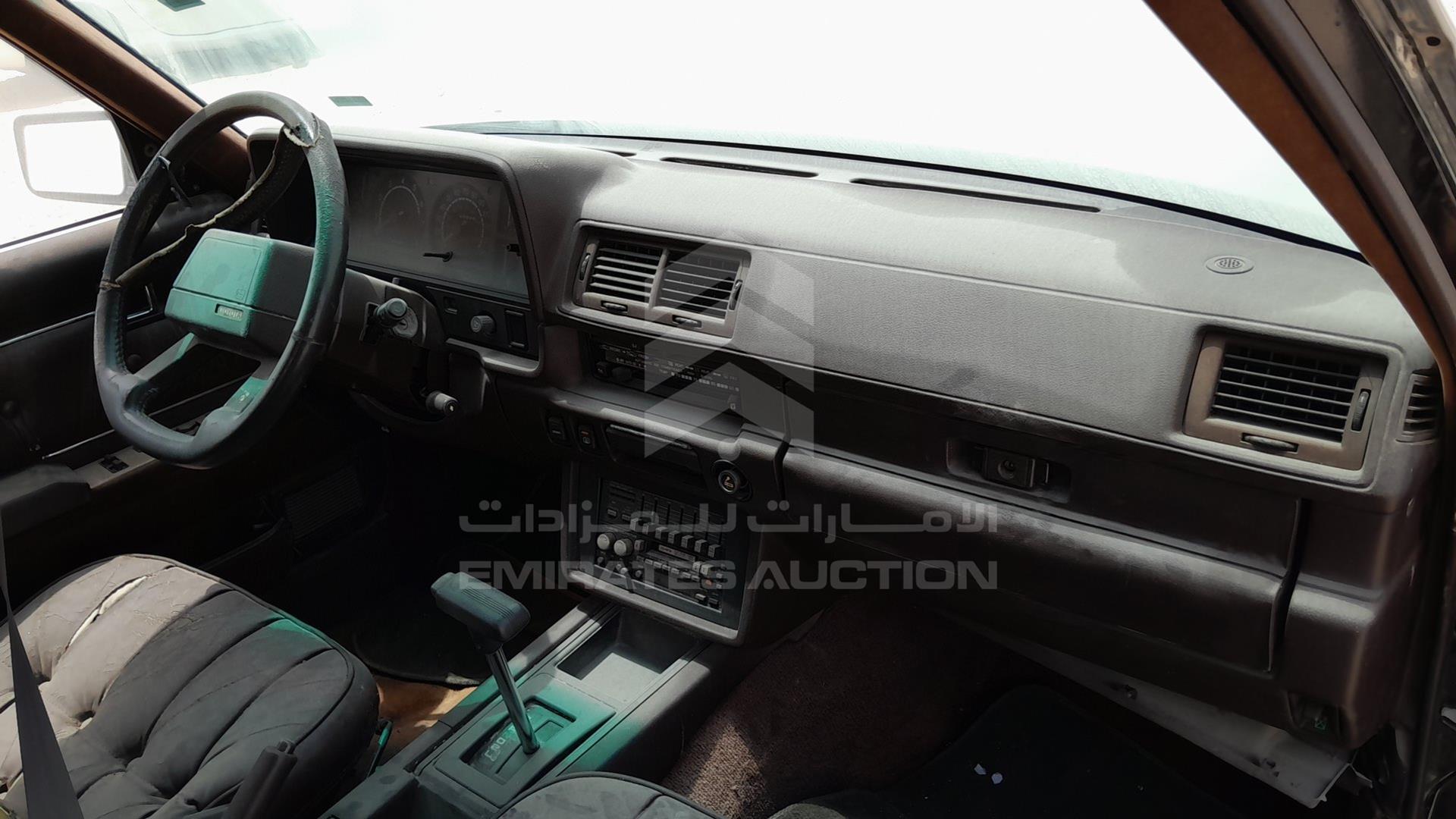 1984 TOYOTA CRESSIDA VIN: JT2MX63E8E0062981