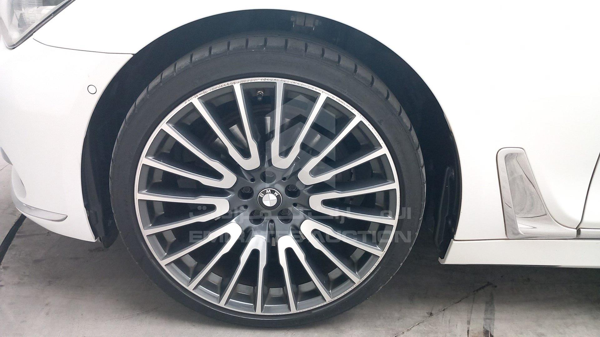 2016 BMW 740 IL VIN: WBA7E210XGG407235