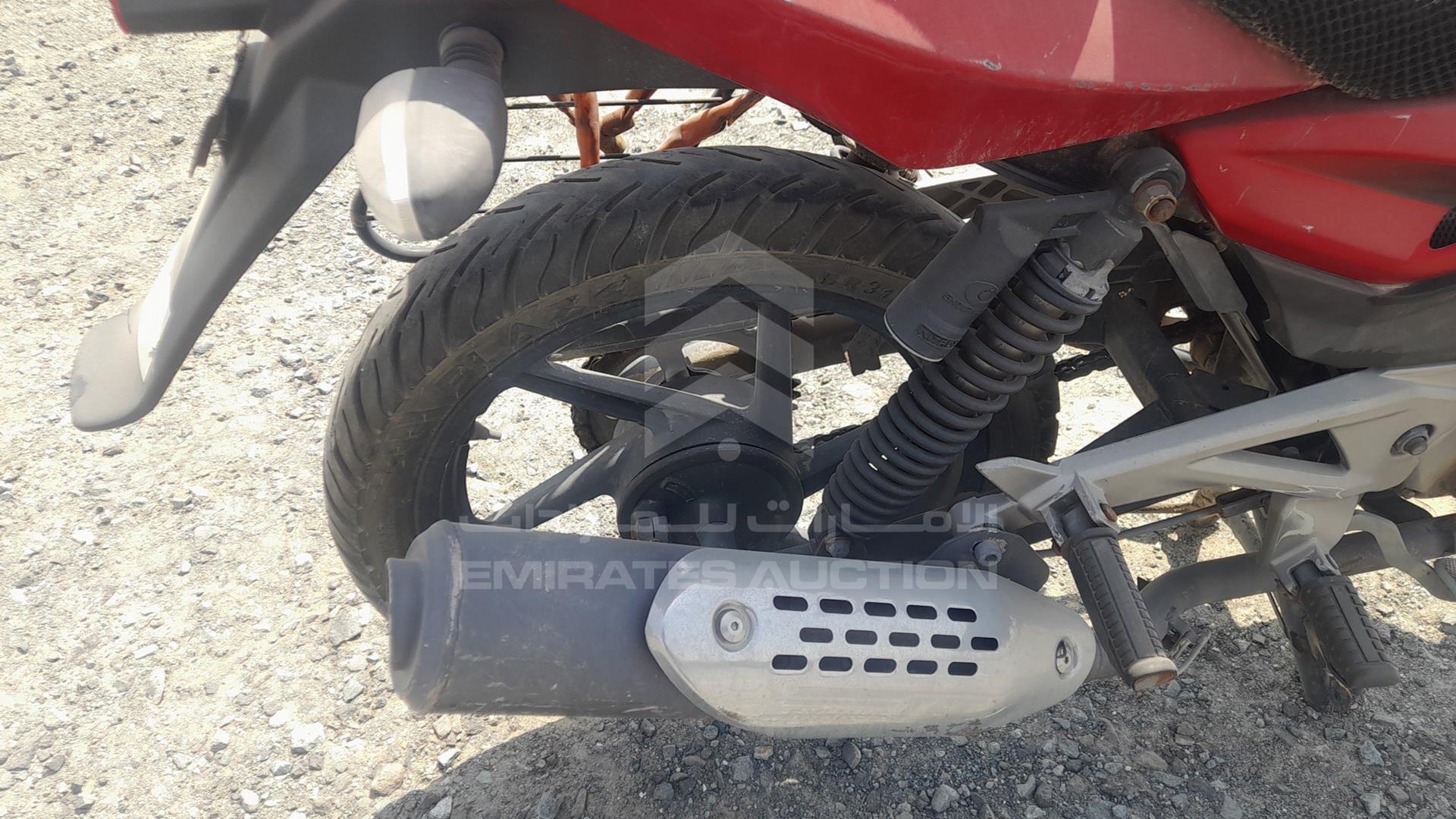 2015 BAJAJ 180 CC VIN: MD2A12DZ1FCL86256