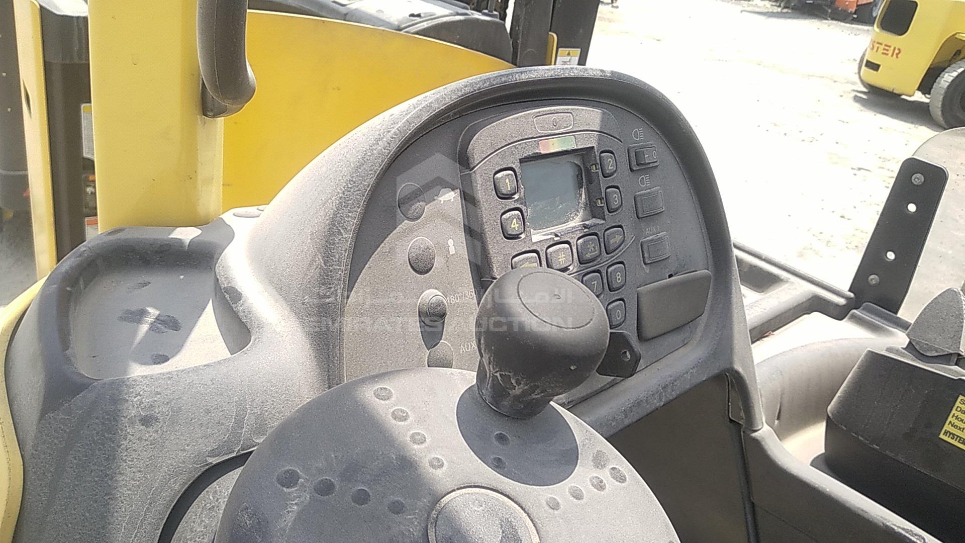 0 HYSTER --- VIN: D435T06549T