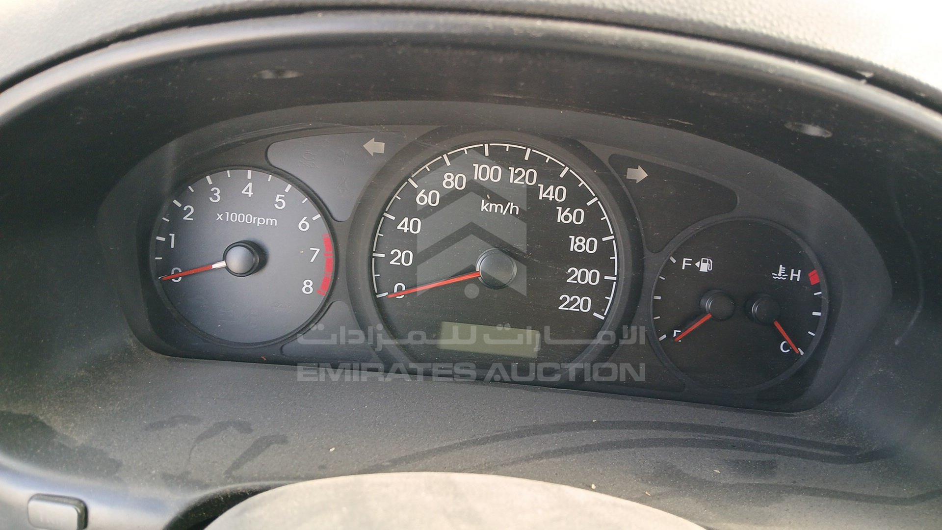 2014 HYUNDAI H1 VIN: KMHWG81RXEU558824