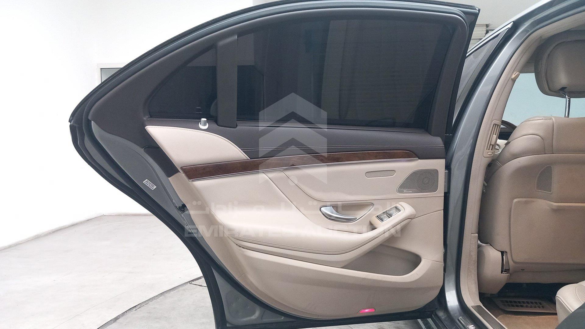 2015 MERCEDES S 550 VIN: WDDUG8FB2FA090507