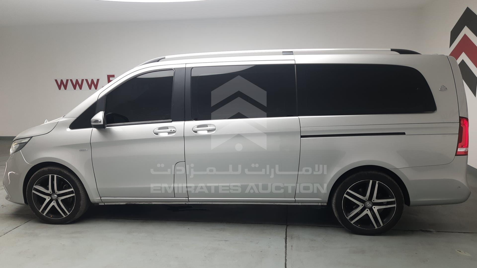 2017 MERCEDES V 250 VIN: WD4WG3E1XH3253013