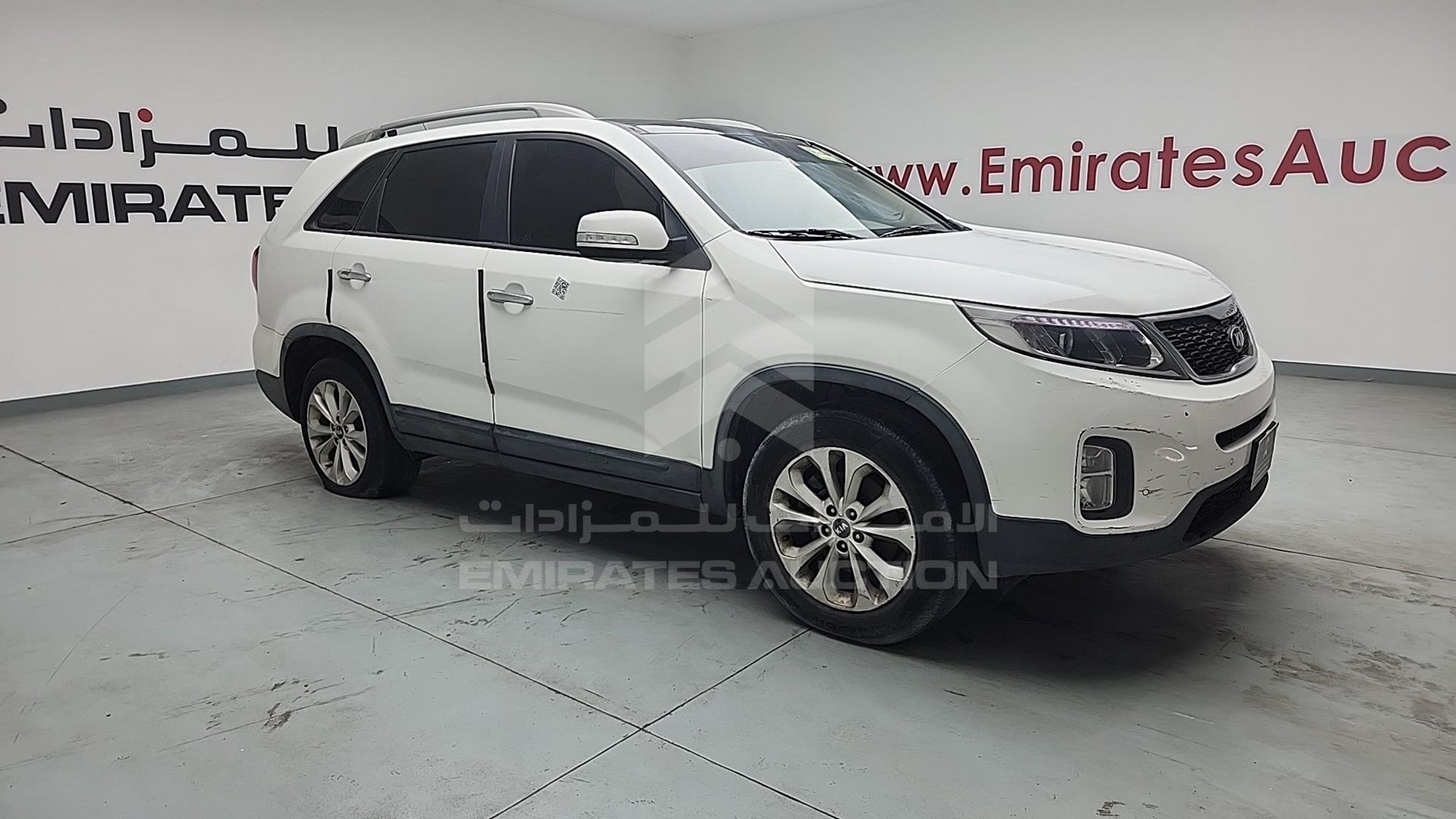 2015 KIA SORENTO VIN: KNAKU8117F5571416