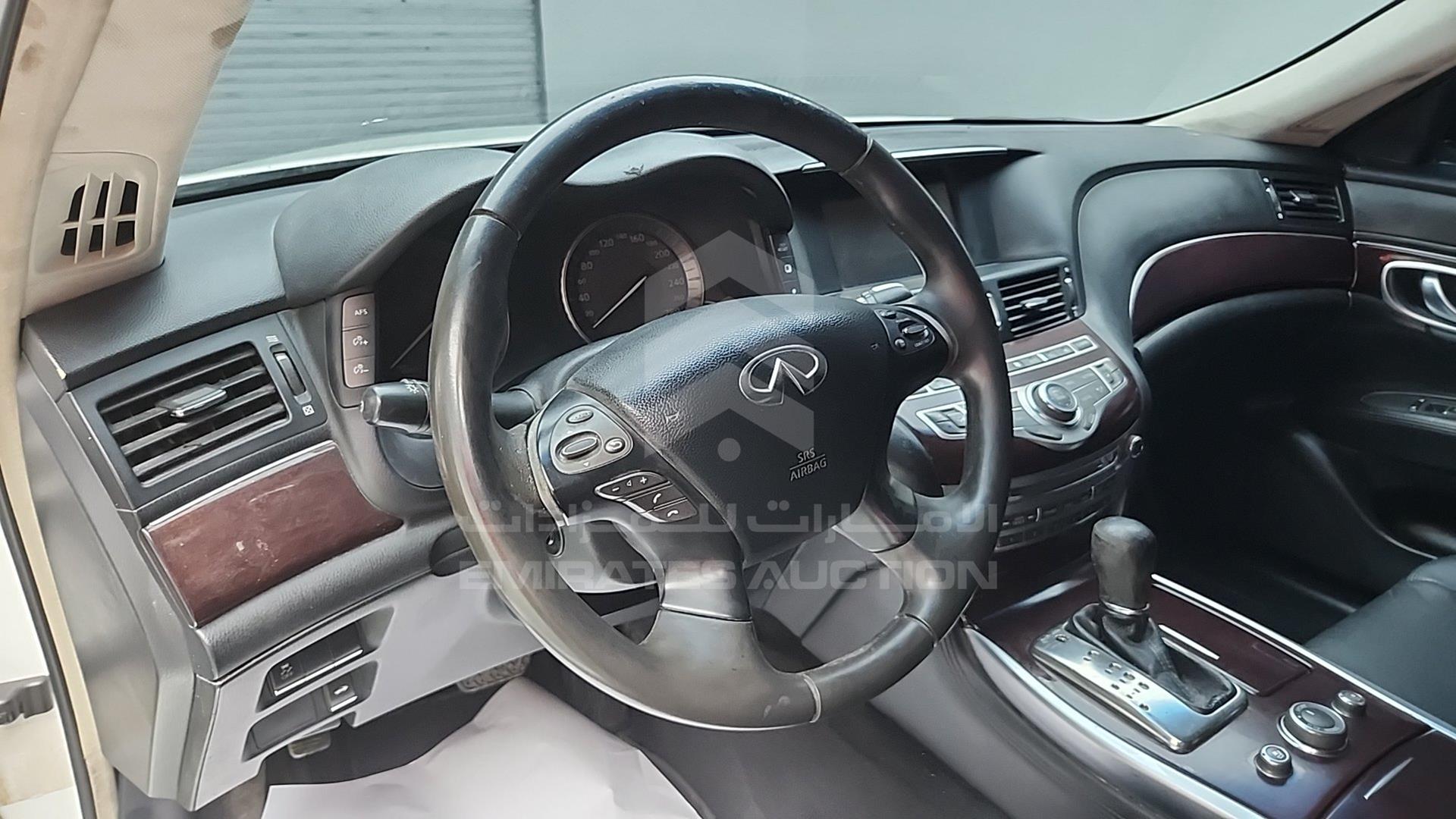 2017 INFINITI Q70 VIN: JNKBY1AP9HM340009