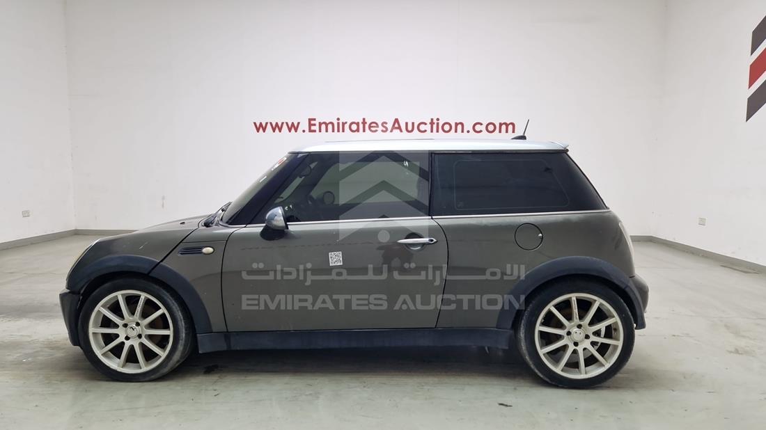 2006 Mini Cooper — Front Left Angle — Photo 5