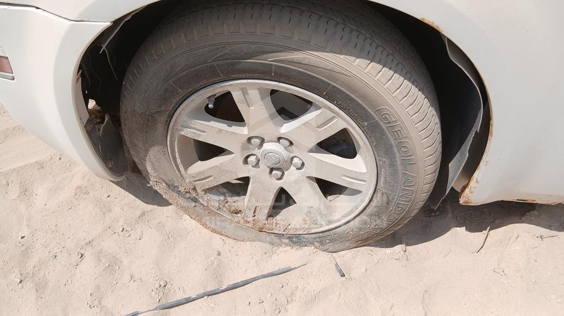 كرايزلر 300 2006 — الإطار الأمامي الأيسر — صورة 32