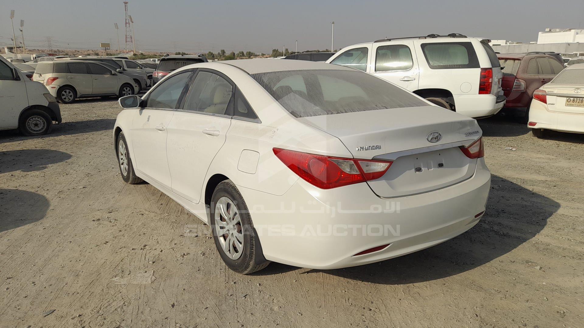 2011 HYUNDAI SONATA VIN: KMHEB41C8BA264933