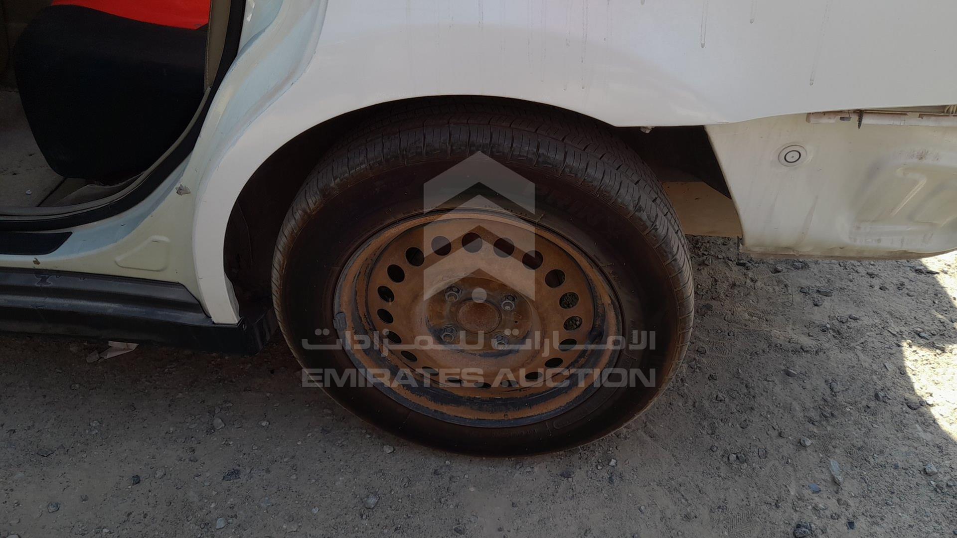 2008 NISSAN TIIDA VIN: JN1CC11C28T010559