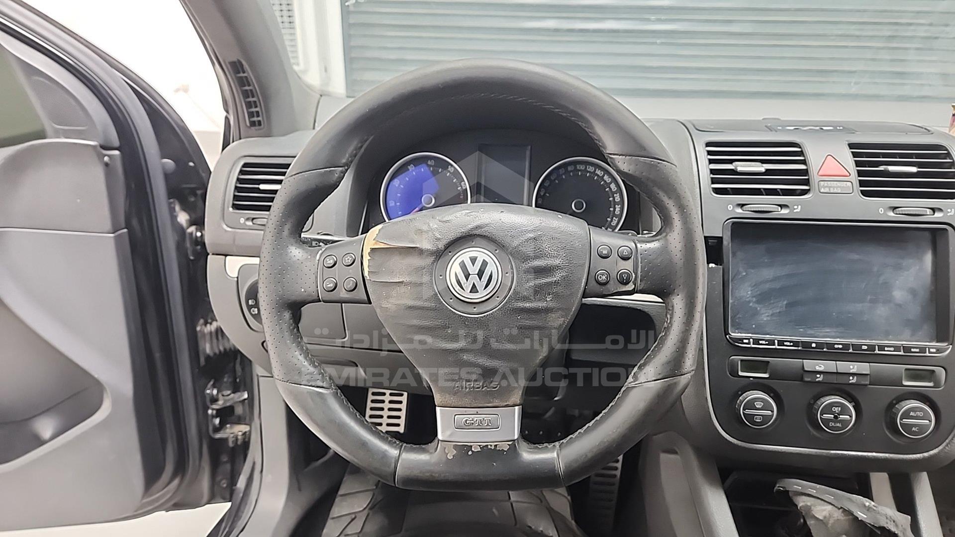 2008 VOLKSWAGEN GOLF VIN: WVWGK11K38W201785