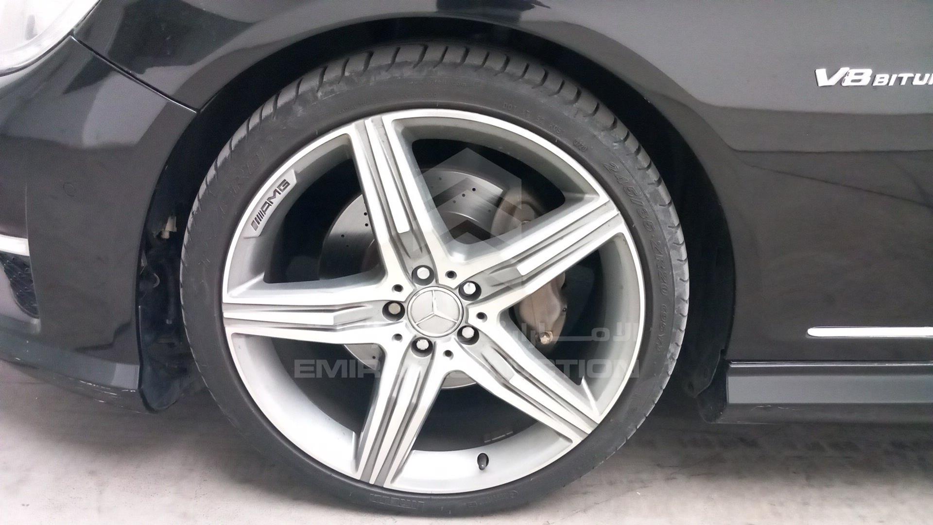 2007 MERCEDES CL 500 VIN: WDDEJ71X57A005129
