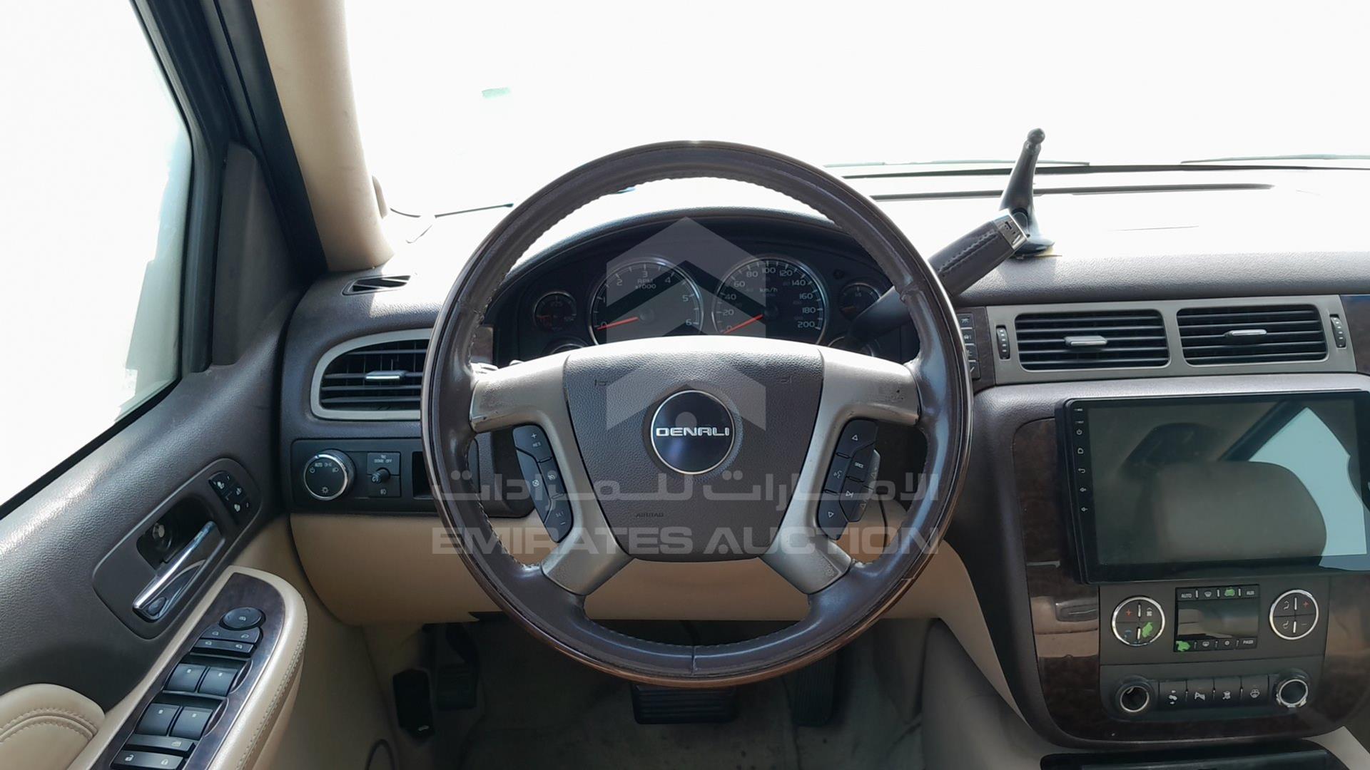 2008 GMC YUKON VIN: 1GKFK638X8J227599