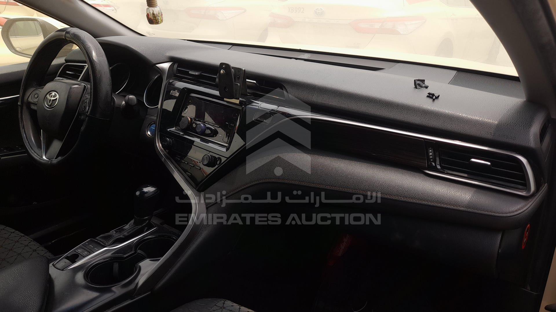 2019 TOYOTA CAMRY VIN: JTNB29HK2K3014492