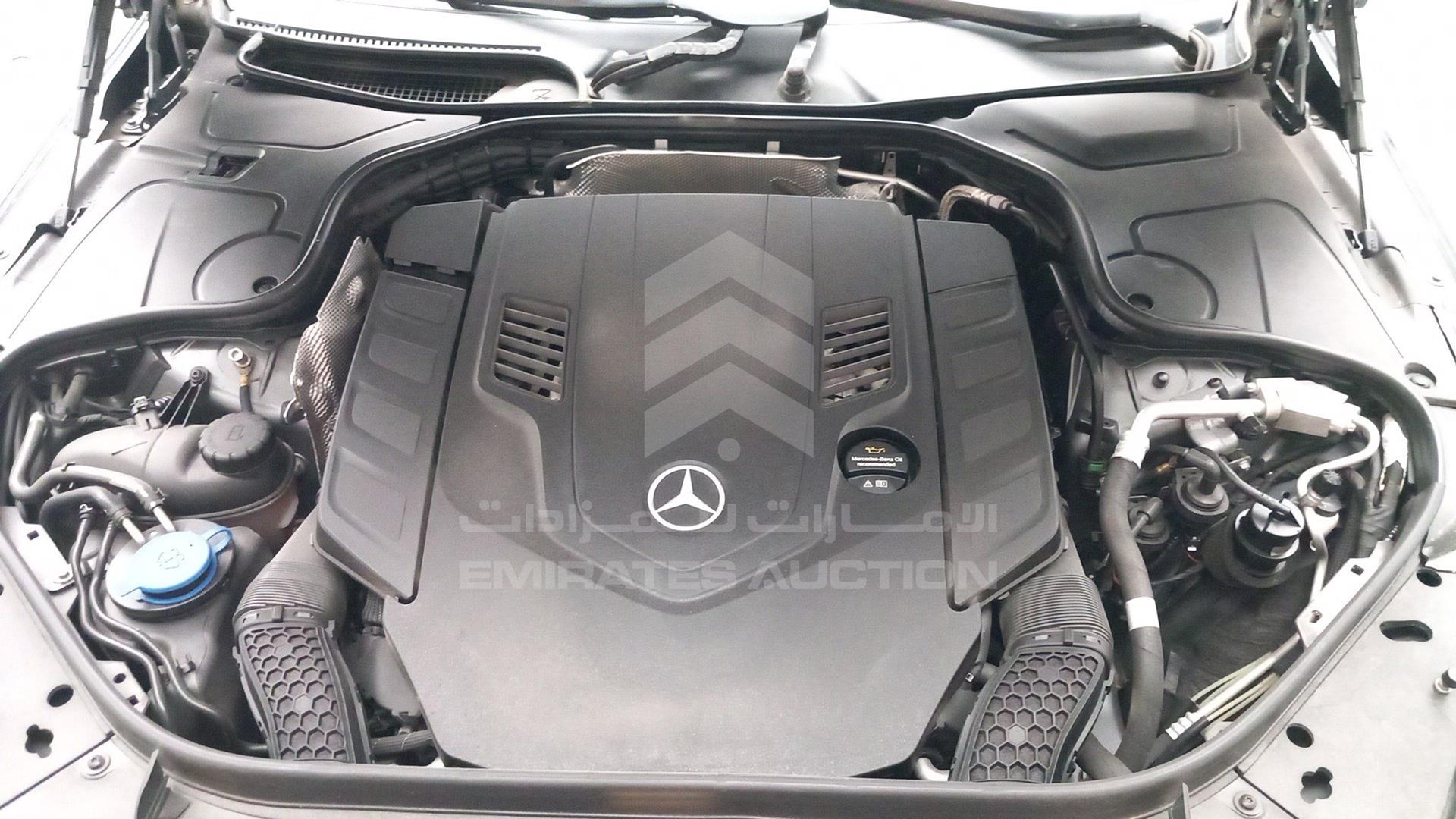 2020 MERCEDES S 560 VIN: WDDUG8GB3LA522144