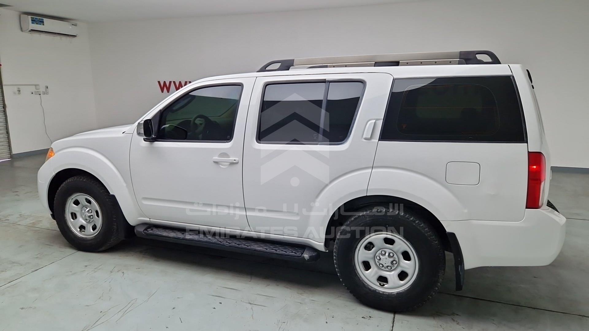 2008 NISSAN PATHFINDER VIN: 5N1AR18B18C664982