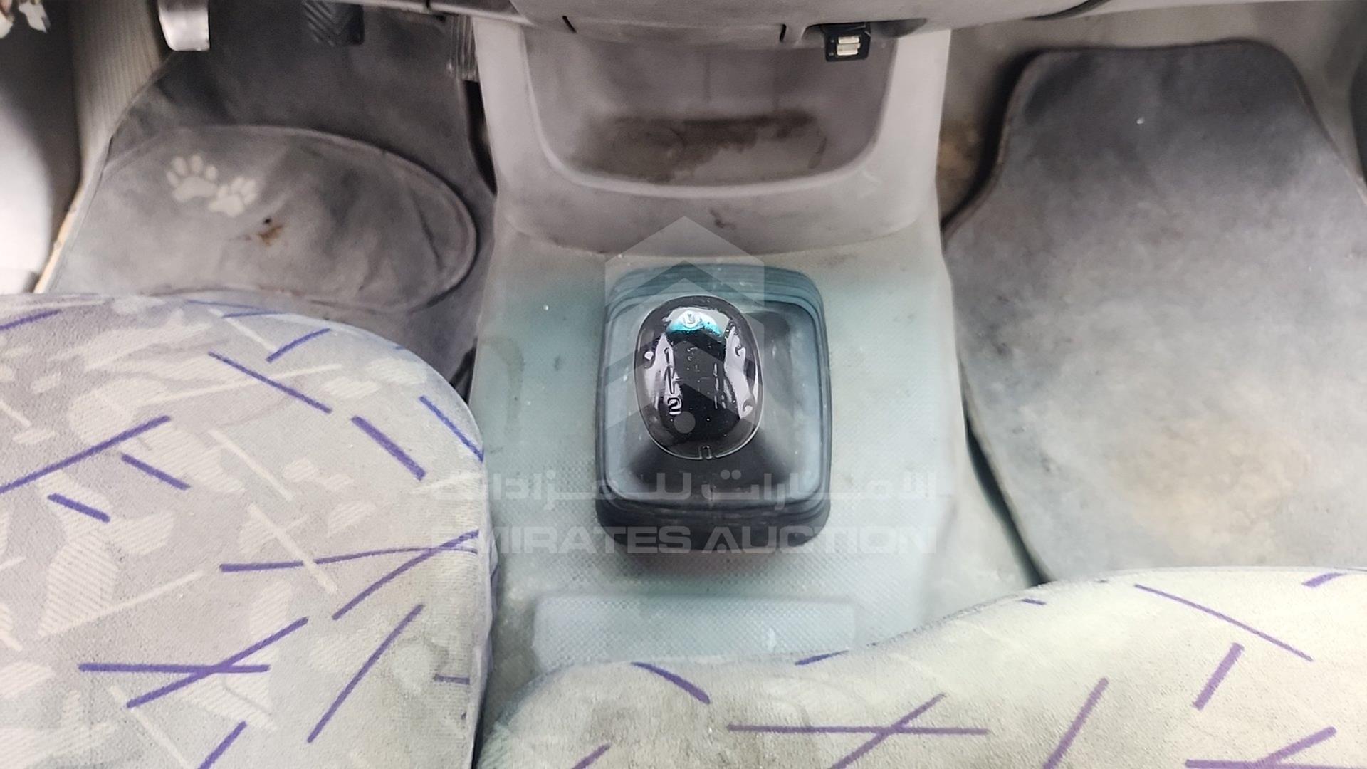 2011 MITSUBISHI L 200 VIN: MMBJNKA50BD020626