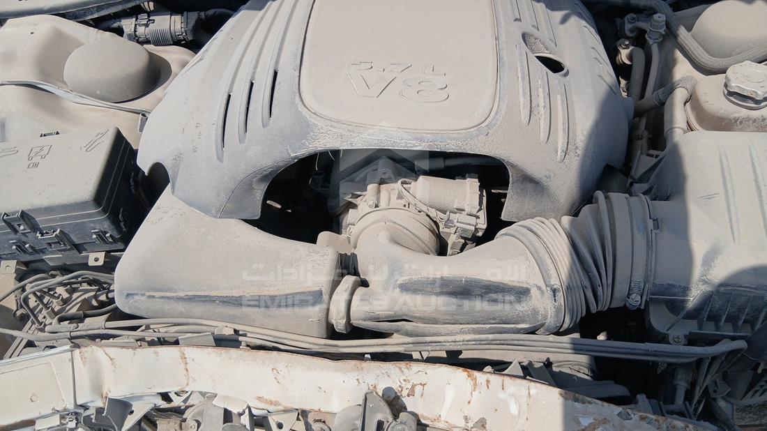 2017 Dodge Challenger - Scrap without document — Engine Bay — Photo 12