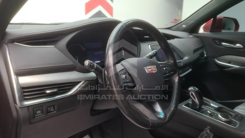 VIN: 1GYFZDR46KF200761 Auction: EmiratesAuction Lot: 421576 VIN: 1GYFZDR46KF200761 Cadillac XT 4 2019 RED Photo 18