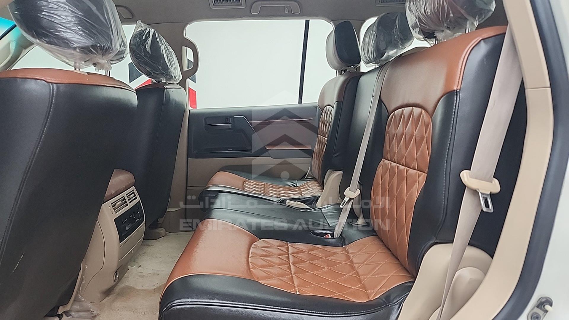 2015 TOYOTA LAND CRUISER VIN: JTMHU09J3F5097838